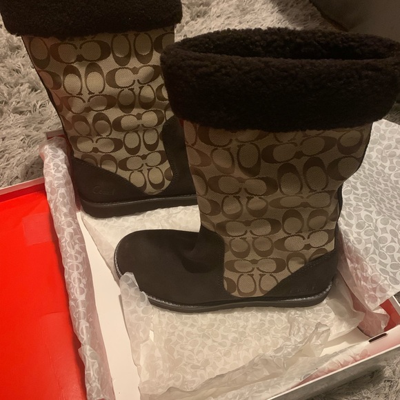 Coach boots - Picture 3 of 10